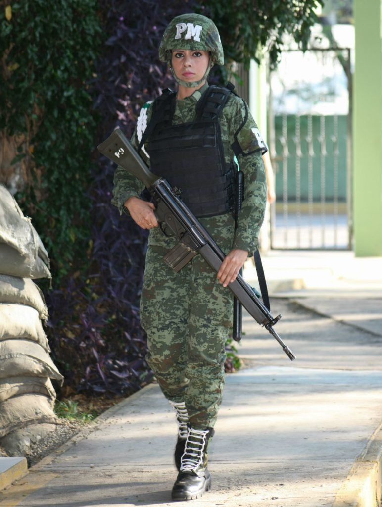 como encontrar a un militar en mexico